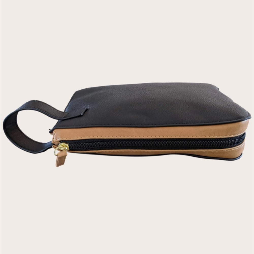 NWT Bvlgari Le Gemme Gyan First Class Emirates Airlines Travel Bag - Picture 2 of 15